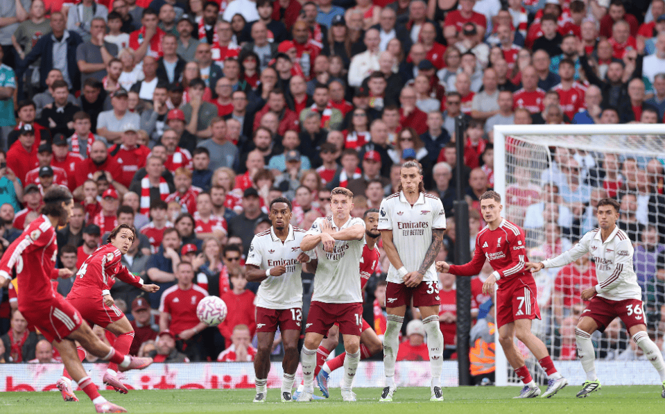 葡媒票选21世纪葡萄牙最佳：C罗、B费、若塔、菲戈均在列（葡媒评选21世纪葡萄牙最佳名单：C罗、B费、若塔、菲戈悉数入围）