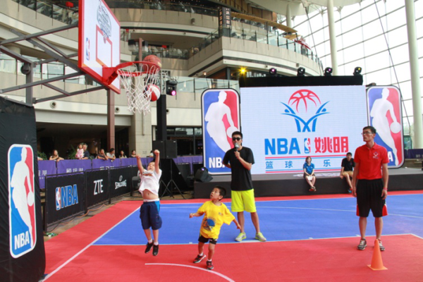 库杜斯：孙兴慜是我们的榜样，有点遗憾没能和他踢更多比赛（库杜斯：孙兴慜堪称典范，未能与他更多对决令人遗憾）