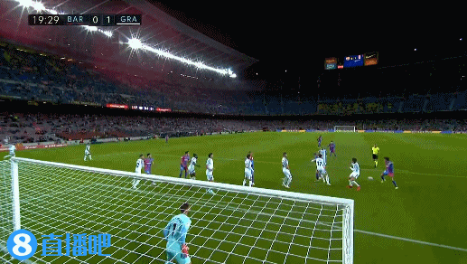 官方：朗斯签下莱比锡中场海达拉，转会费约200万欧（朗斯官方宣布签下莱比锡中场海达拉，转会费约200万欧元）